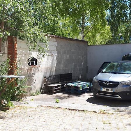 F4 dans maison au calme près du centre de Chalons en champagne Extérieur photo