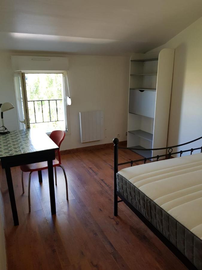 F4 dans maison au calme près du centre de Chalons en champagne Extérieur photo